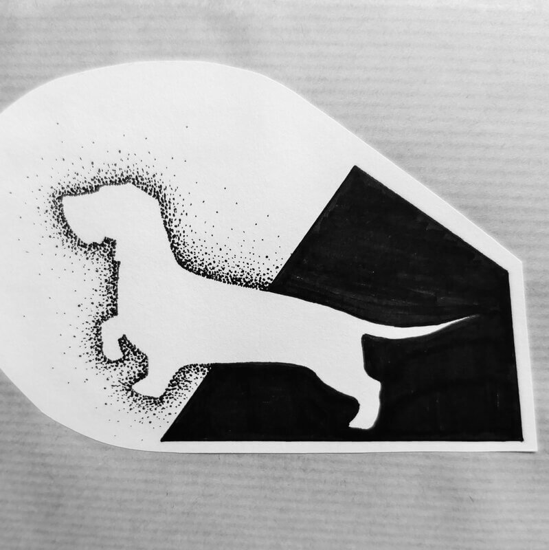 tatouage flash chien teckel noir dot silhouette